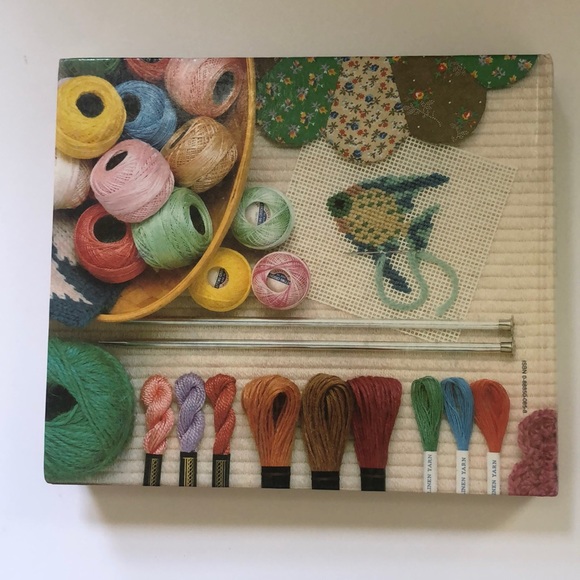 - Vintage Readers Digest Complete Guide Needlework - Picture 6 of 6